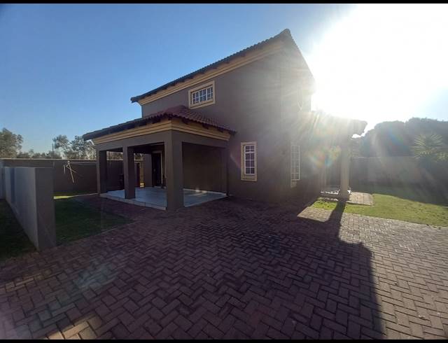 2 BEDROOM FREEHOLD FOR SALE IN BRAKPAN NORTH
